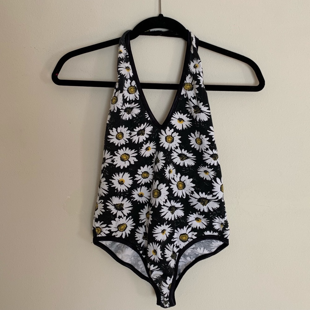 Forever 21 Daisy Bodysuit - Sz M